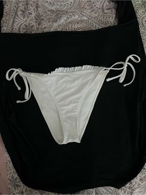 Forever 21 White Tie-Side Bikini Bottom size large